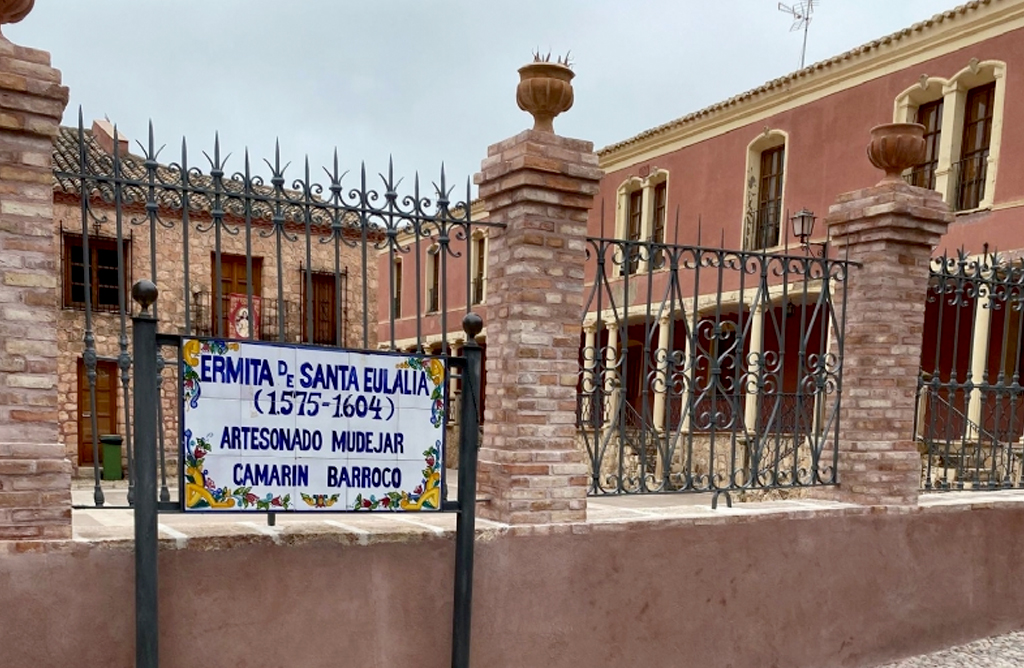 El atrio del Santuario de Santa Eulalia ya luce reformado